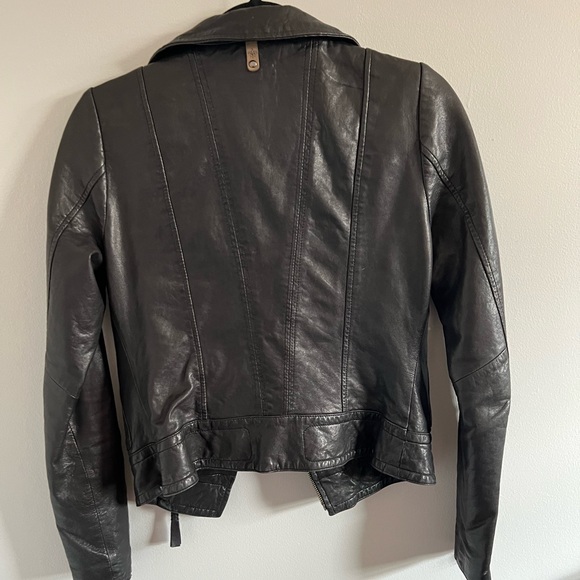 Mackage for Aritzia Kenya leather jacket - Picture 10 of 14